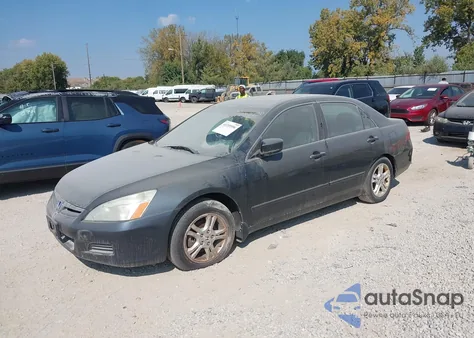 2007 Honda Accord 2.4 Ex из США, поврежденный, VIN 1HGCM567X7A183335